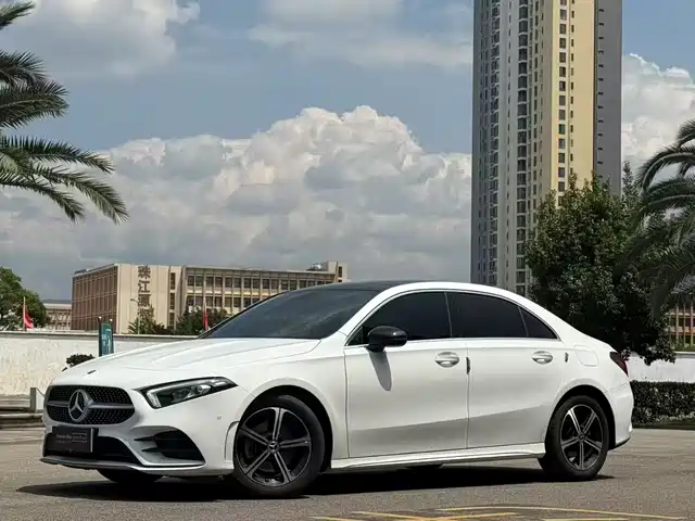 MERCEDES-BENZ A CLASS