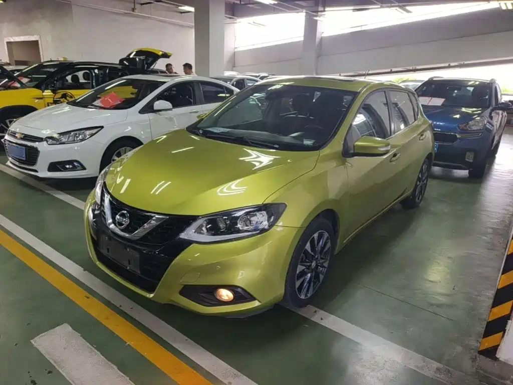 Nissan Tiida — миниатюра 2