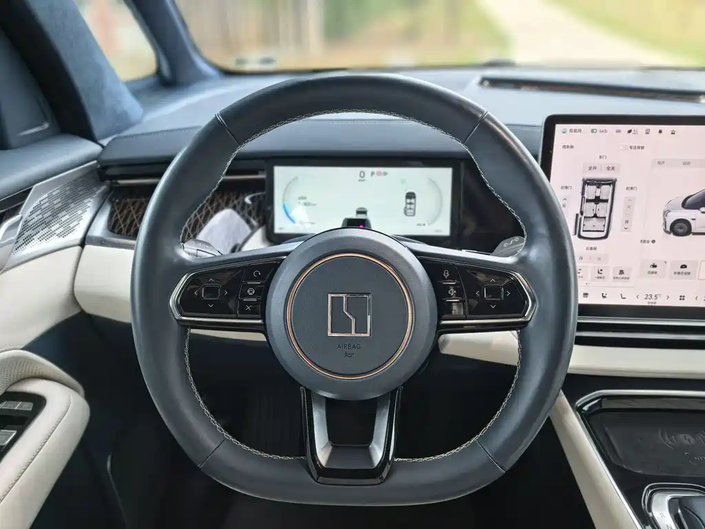 ZEEKR EXTREME KRYPTON 009