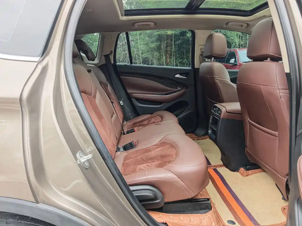 Buick Envision Plus — миниатюра 12