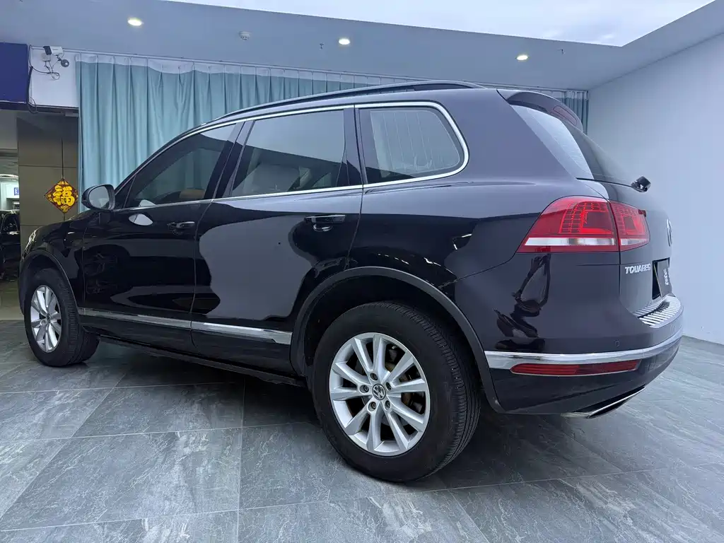 Volkswagen Touareg — миниатюра 8