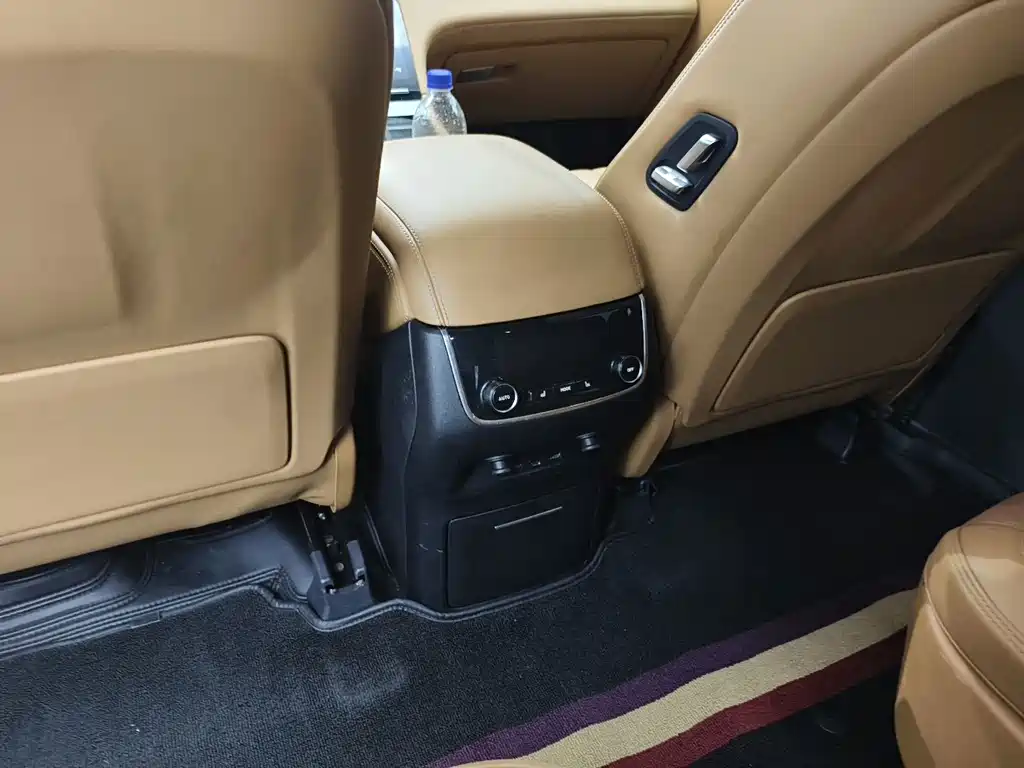 Li Auto Li ONE — миниатюра 11