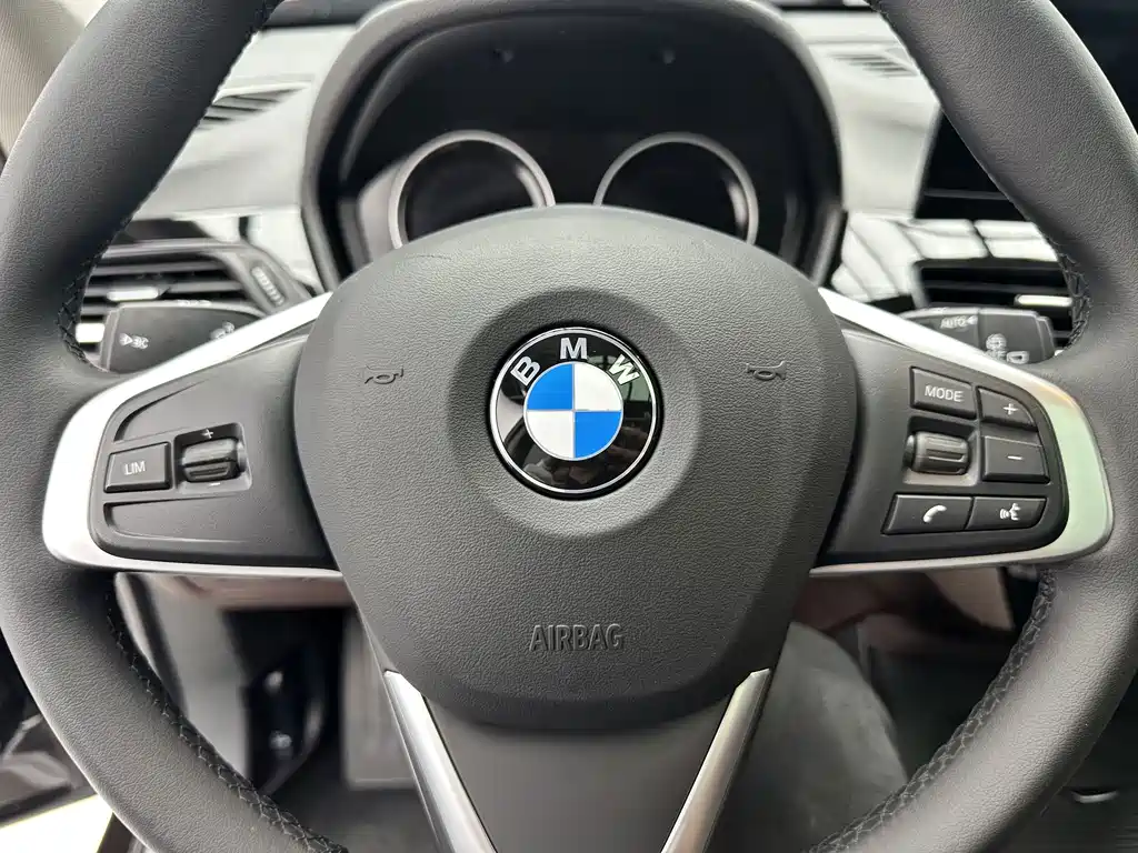 BMW X1 — миниатюра 14
