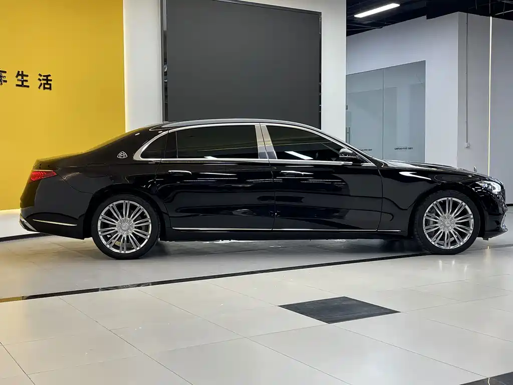 Mercedes-Benz S-Class — миниатюра 7