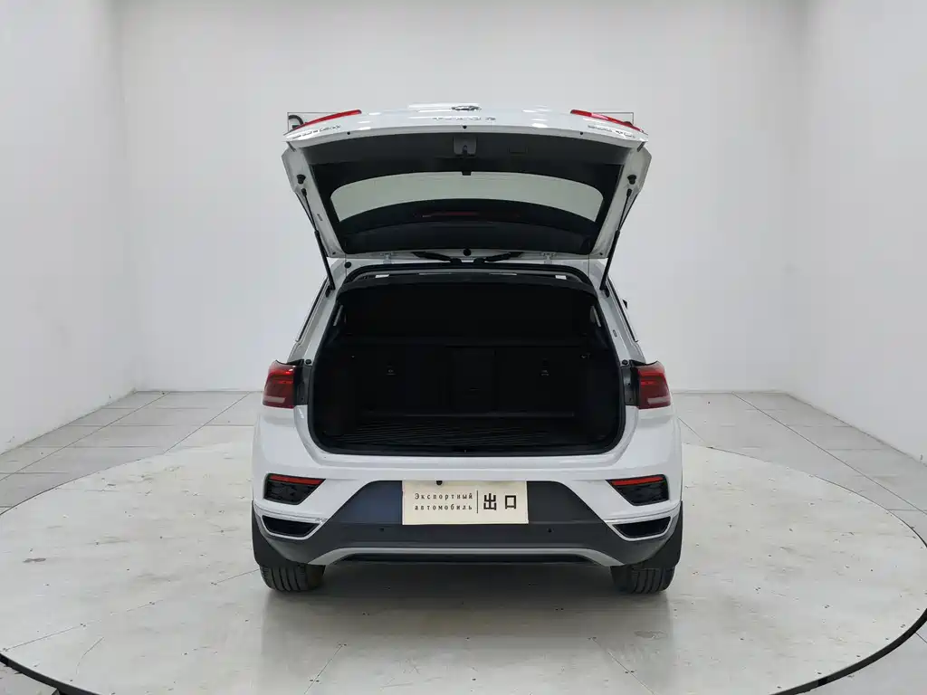 VOLKSWAGEN T ROC EXPLORING SONGS