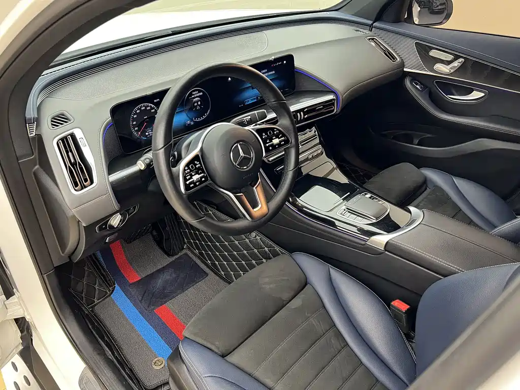 Mercedes-Benz EQC — миниатюра 7