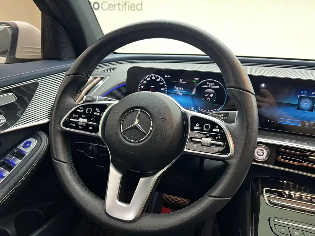 Mercedes-Benz EQC — миниатюра 18