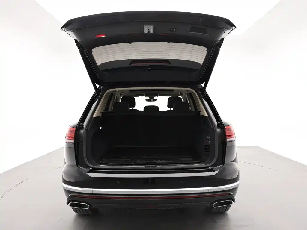 Volkswagen Touareg — миниатюра 8