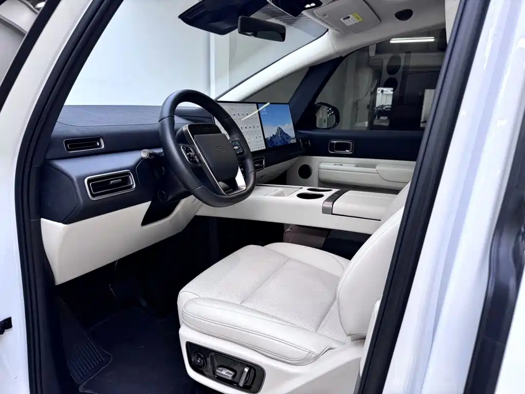 Li Auto Li MEGA — миниатюра 9