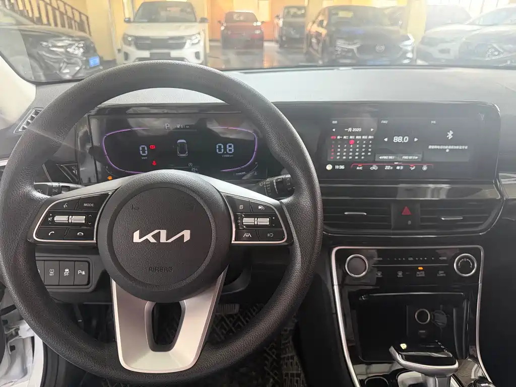 Kia Seltos — миниатюра 14
