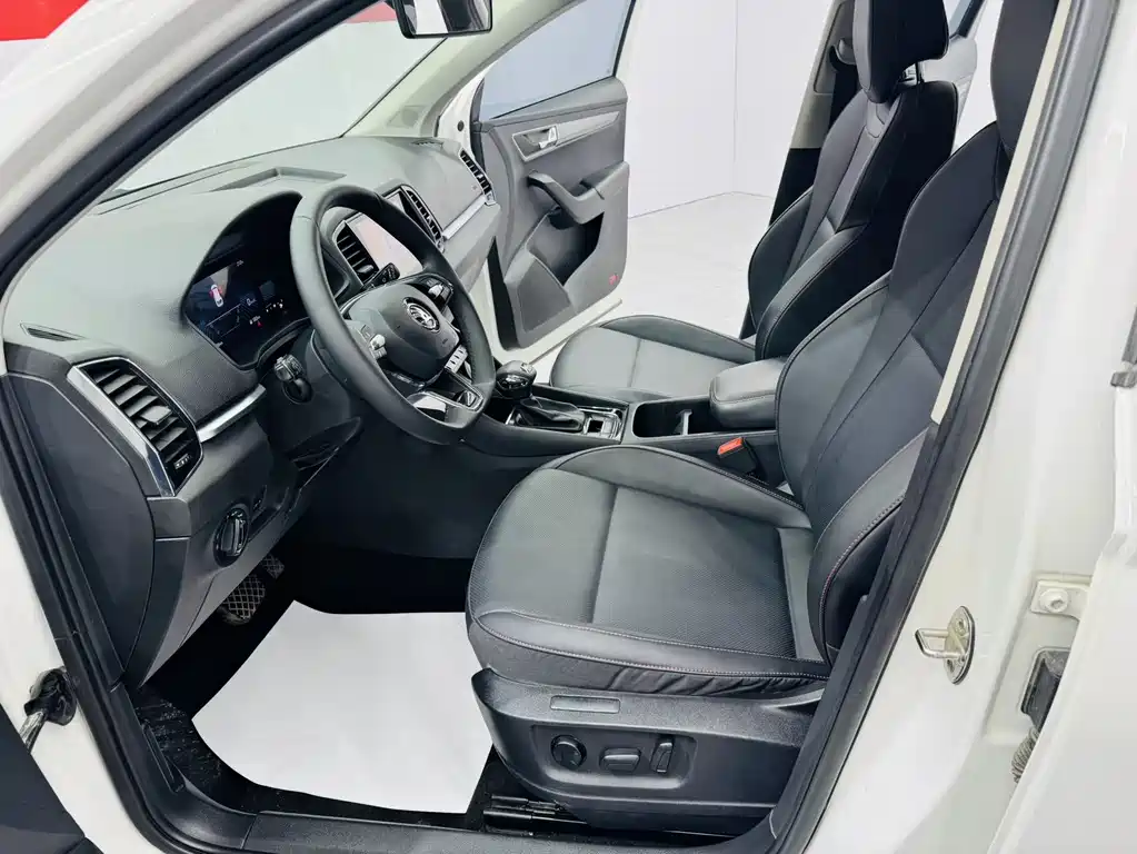 Skoda Karoq 2023 TSI280 Premium