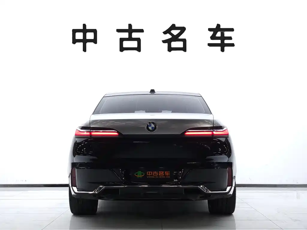 BMW 7 Series — миниатюра 5