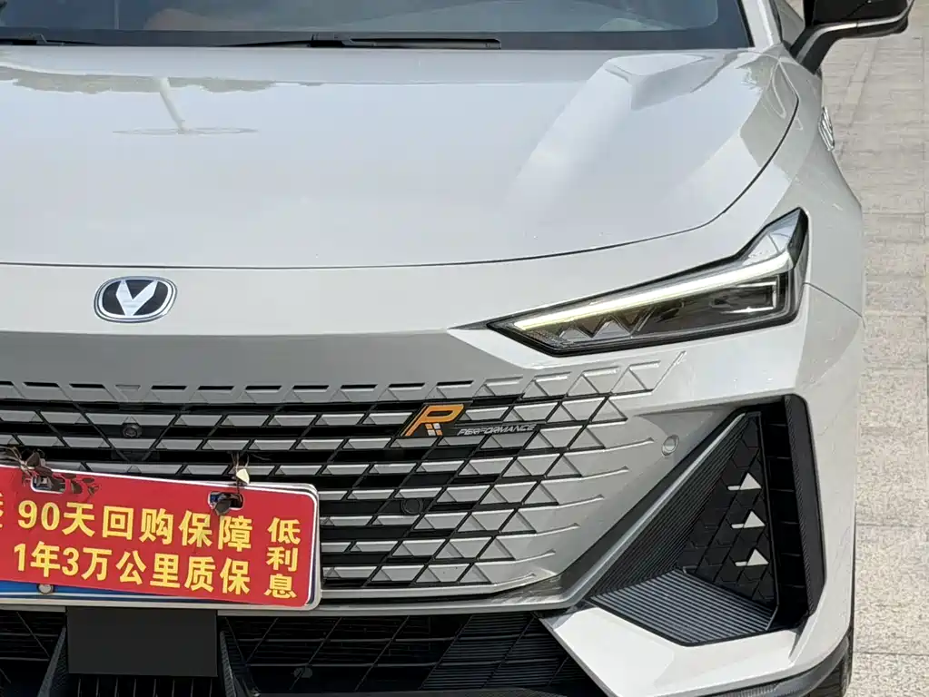 Changan UNI-V — миниатюра 4