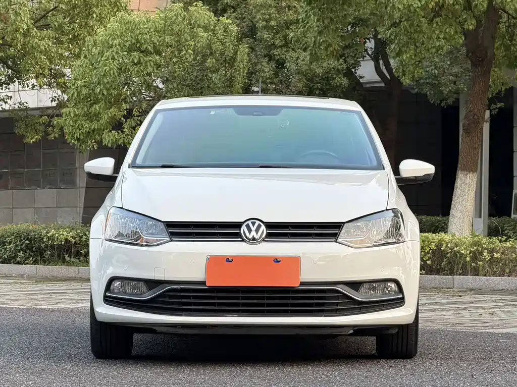 Volkswagen Polo — миниатюра 2