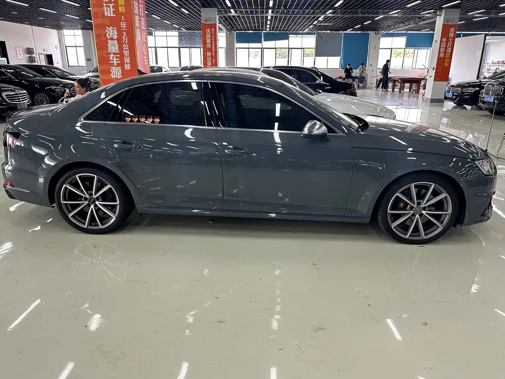 Audi S4 — миниатюра 4