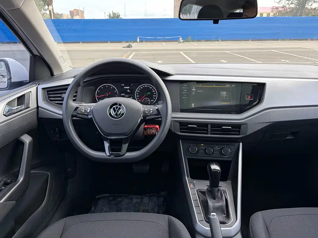 Volkswagen Polo — миниатюра 9