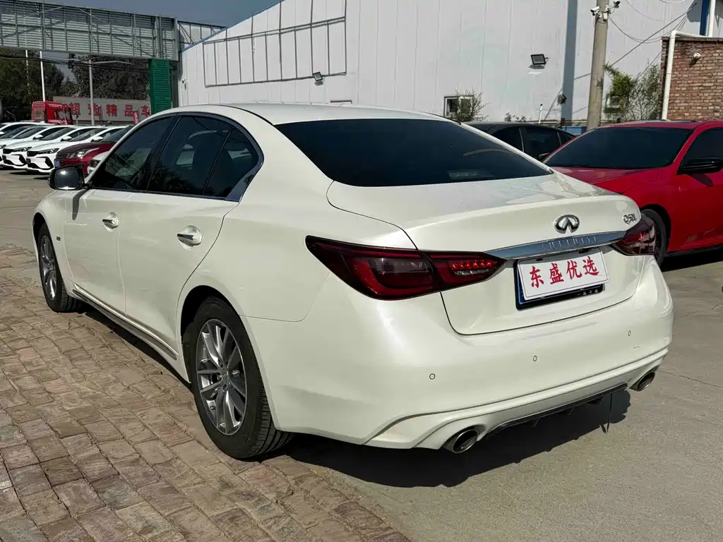Infiniti Q50L — миниатюра 7