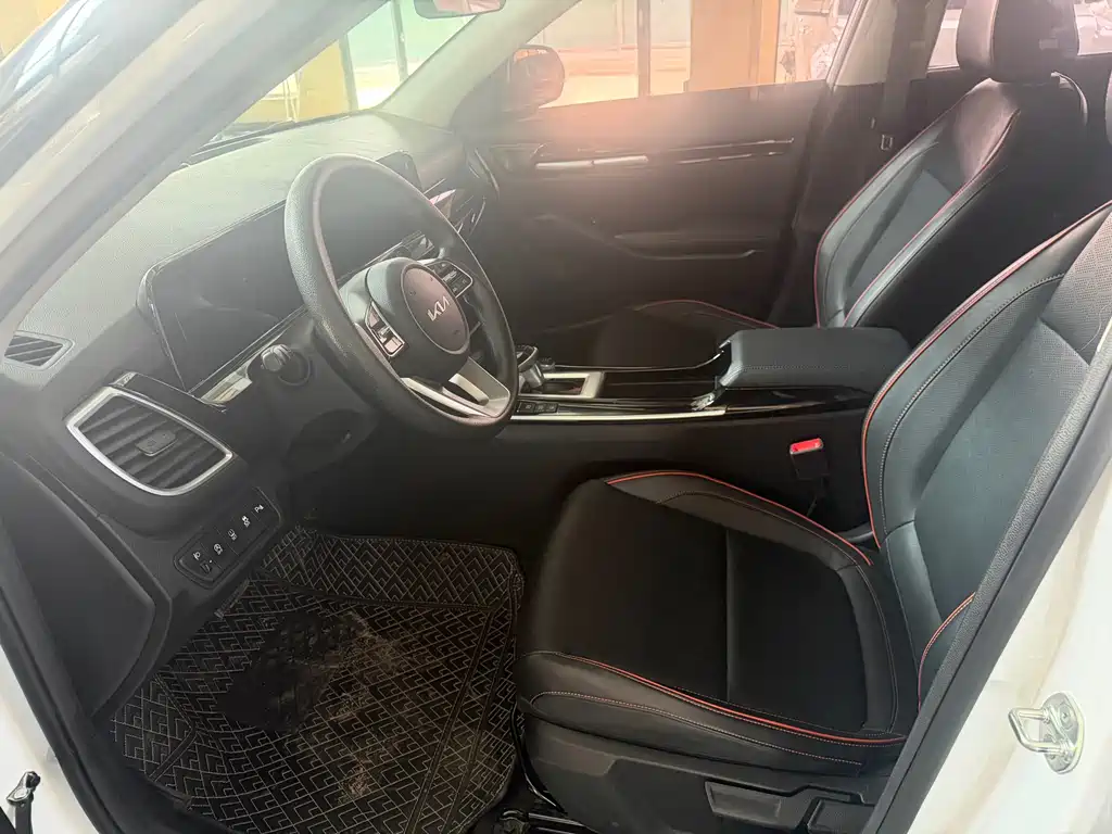 Kia Seltos — миниатюра 13