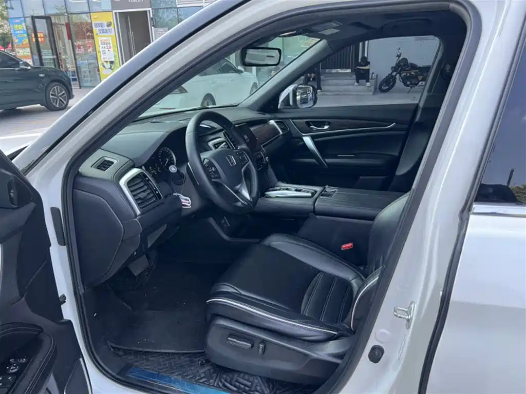 Honda UR-V — миниатюра 5