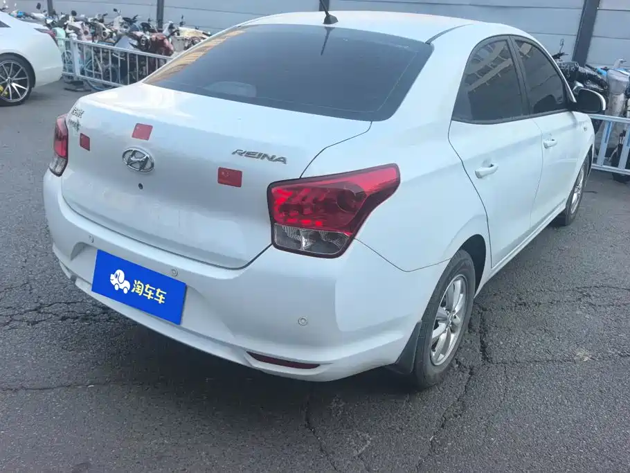 Hyundai Verna — миниатюра 3