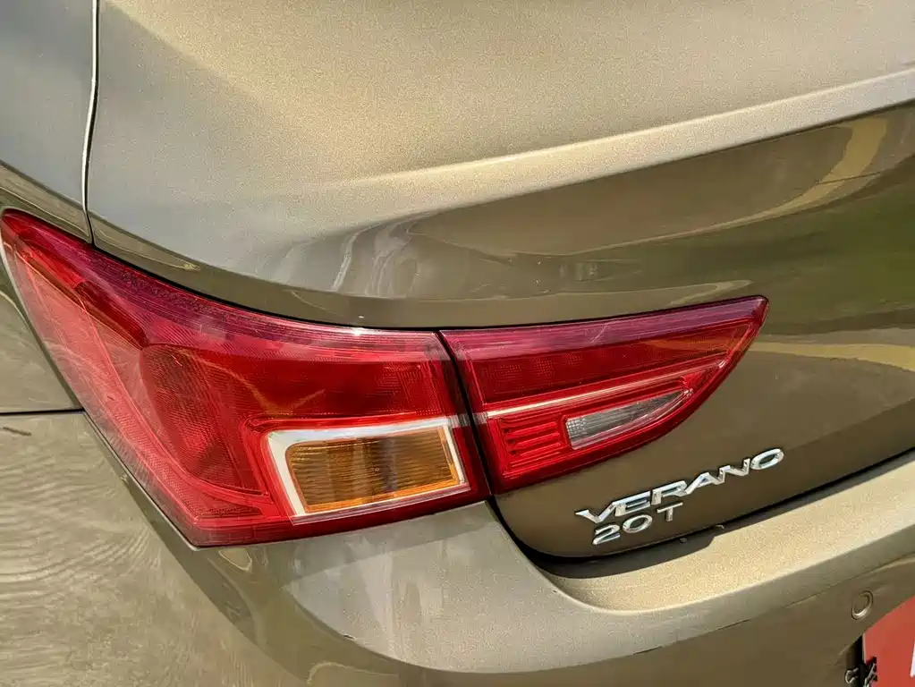 Buick Verano — миниатюра 9