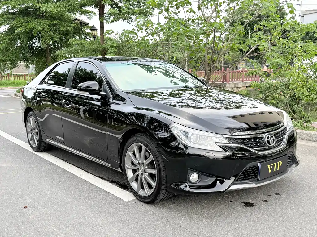 Toyota Reiz 2013 2.5V
