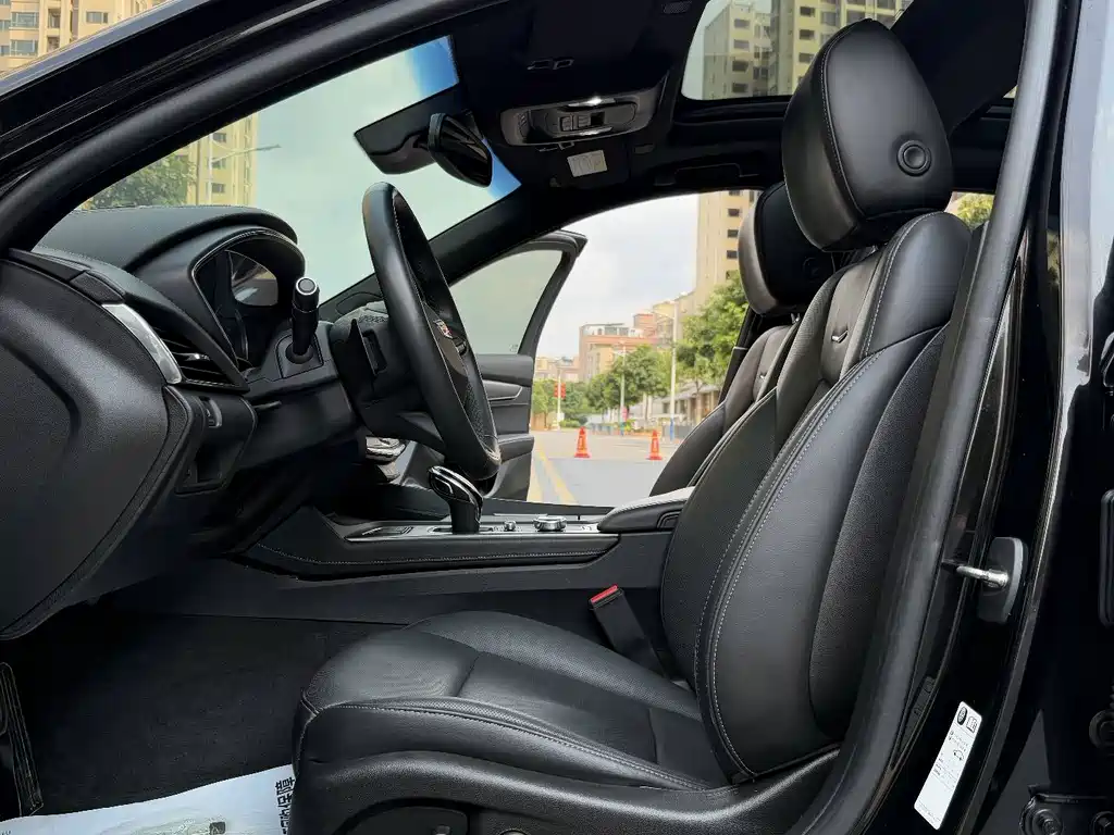 Cadillac CT5 — миниатюра 21