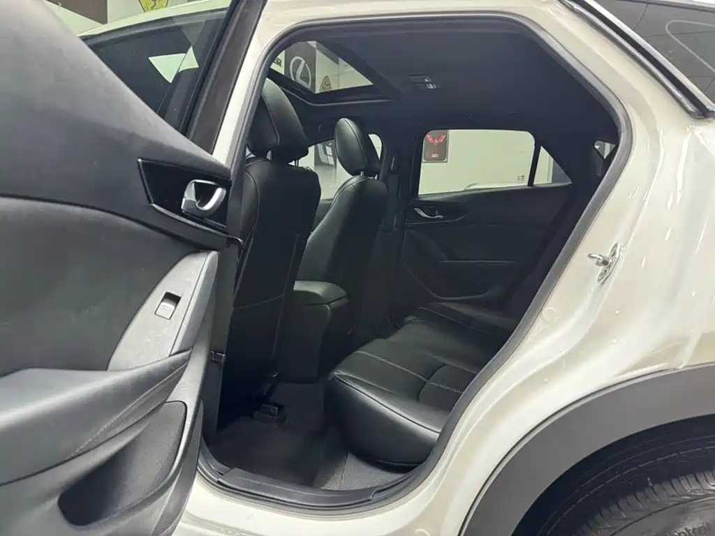 Mazda CX-4 — миниатюра 8