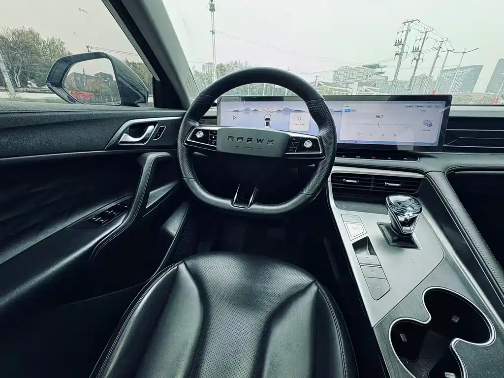 Roewe RX5 — миниатюра 12