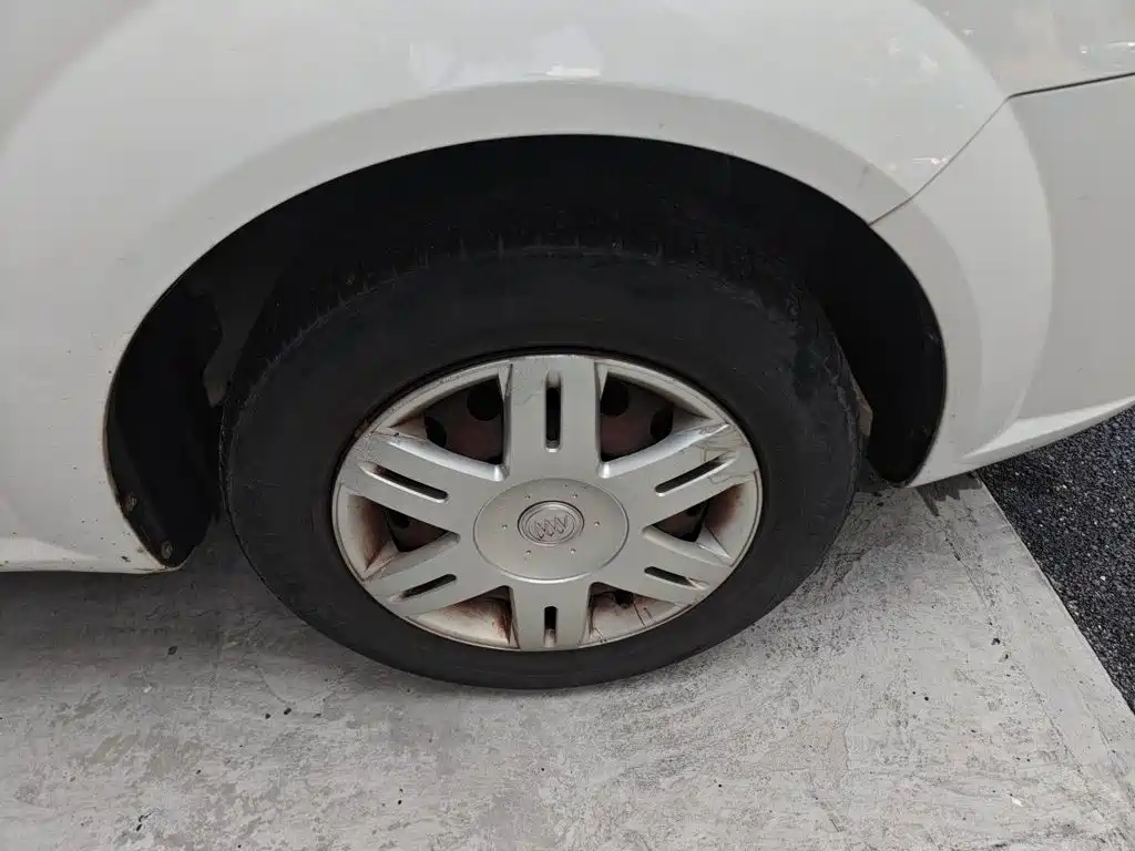 Buick Excelle — миниатюра 8
