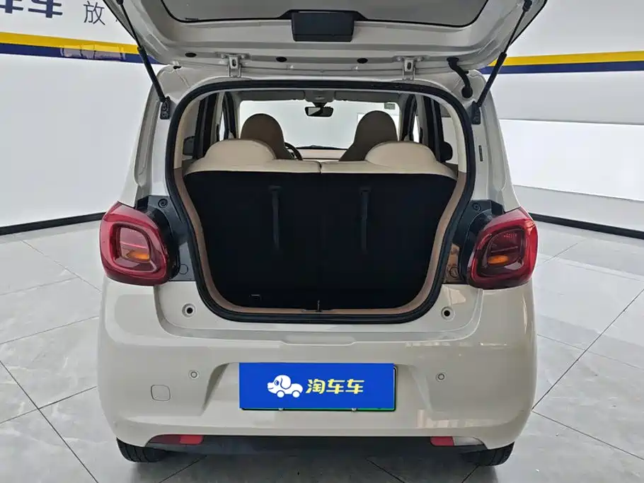 Wuling MINIEV — миниатюра 4