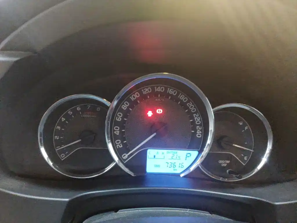 Toyota Corolla — миниатюра 8