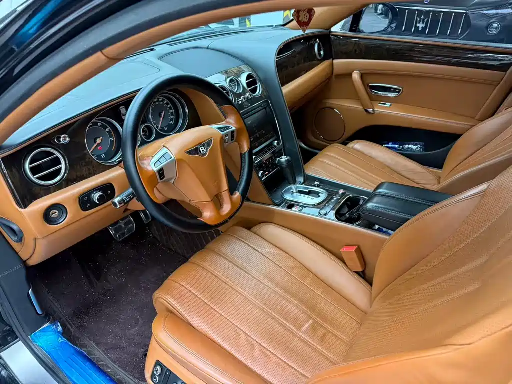 Bentley Flying Spur 2014 4.0T V8 Luxury