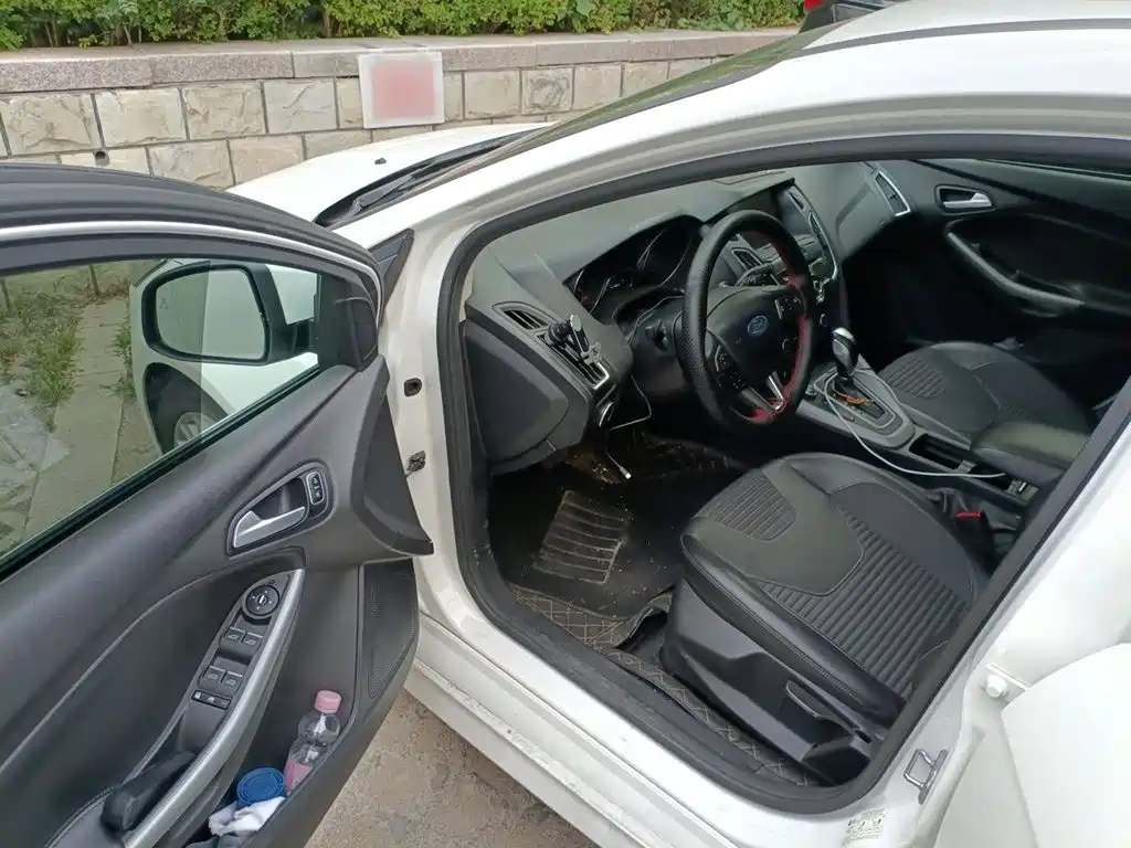 Ford Focus — миниатюра 14