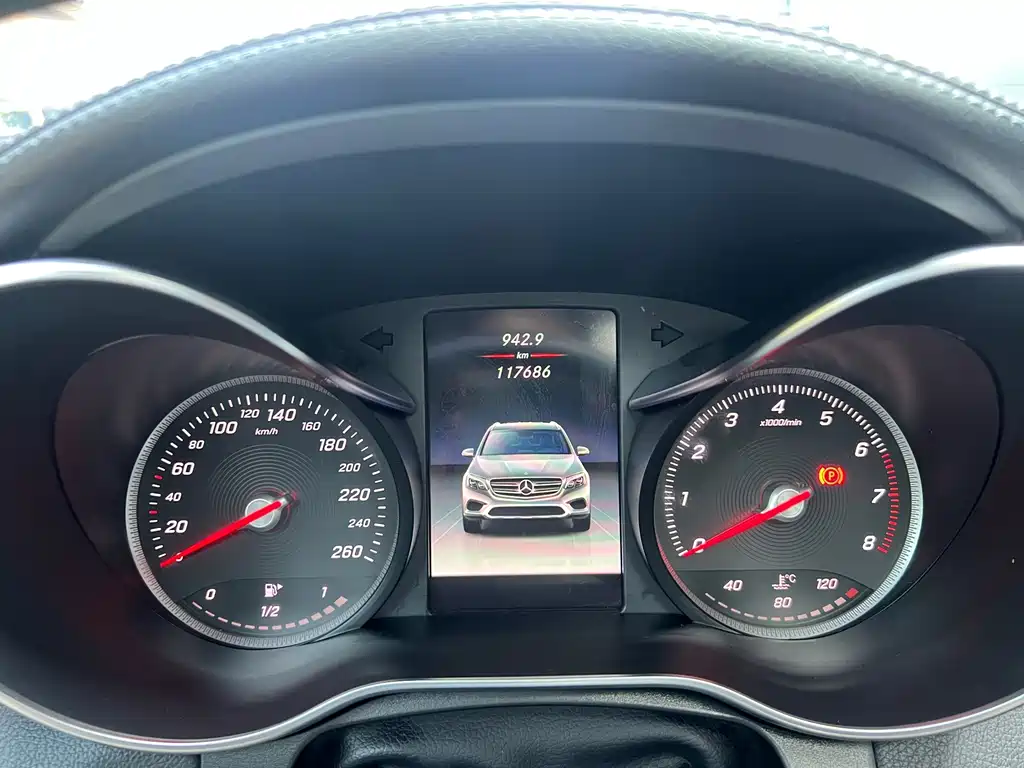 Mercedes-Benz GLC — миниатюра 5