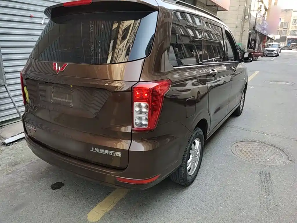 Wuling Hongguang — миниатюра 8