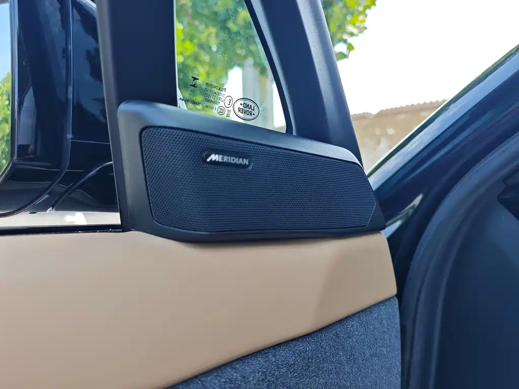 Land Rover Sport — миниатюра 7