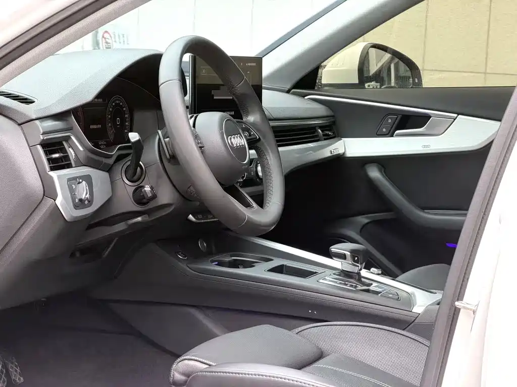Audi A4L — миниатюра 7