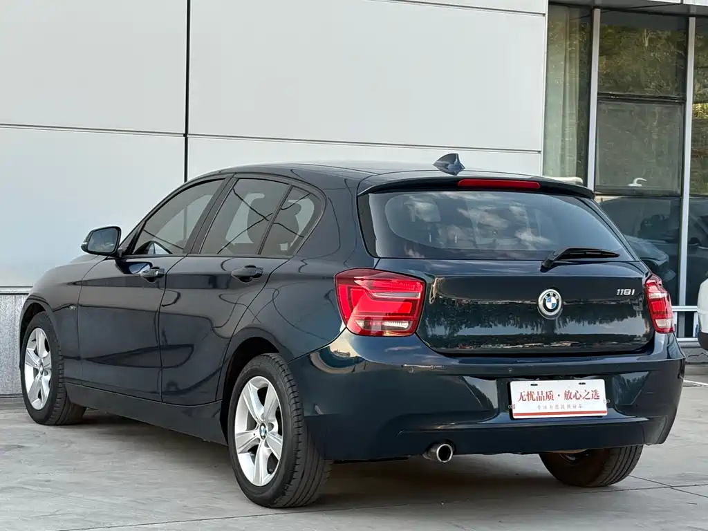 BMW 1 Series 1 2012 118i Sport