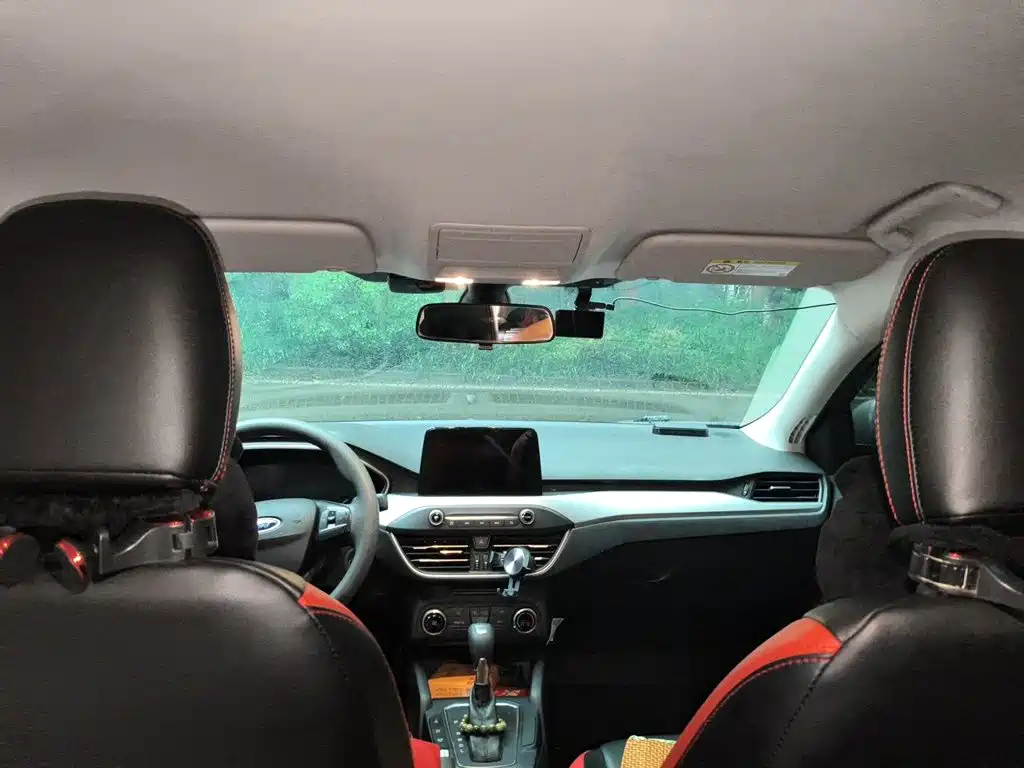 Ford Focus — миниатюра 9