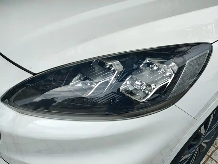 Ford Escape — миниатюра 5