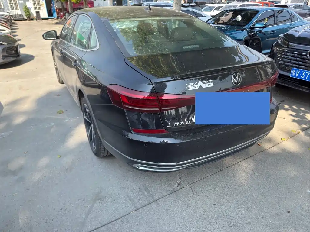 Volkswagen Passat — миниатюра 7