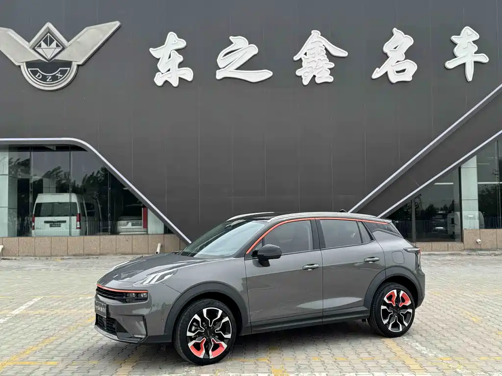Lynk & Co 06 2022