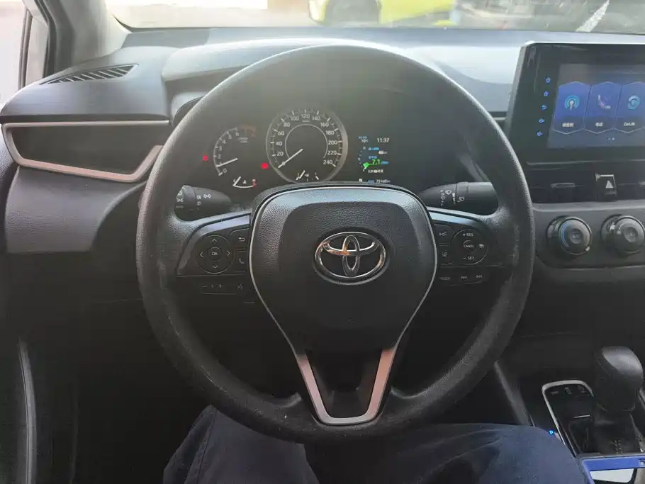Toyota Corolla — миниатюра 15