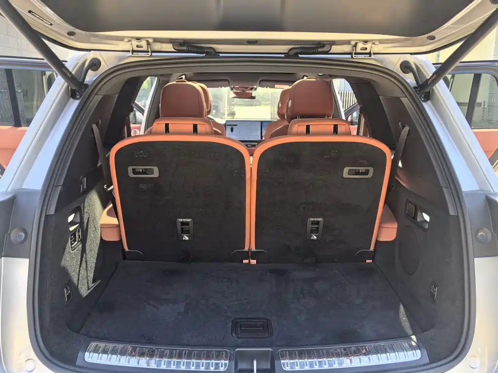 Li Auto Li L8 — миниатюра 11
