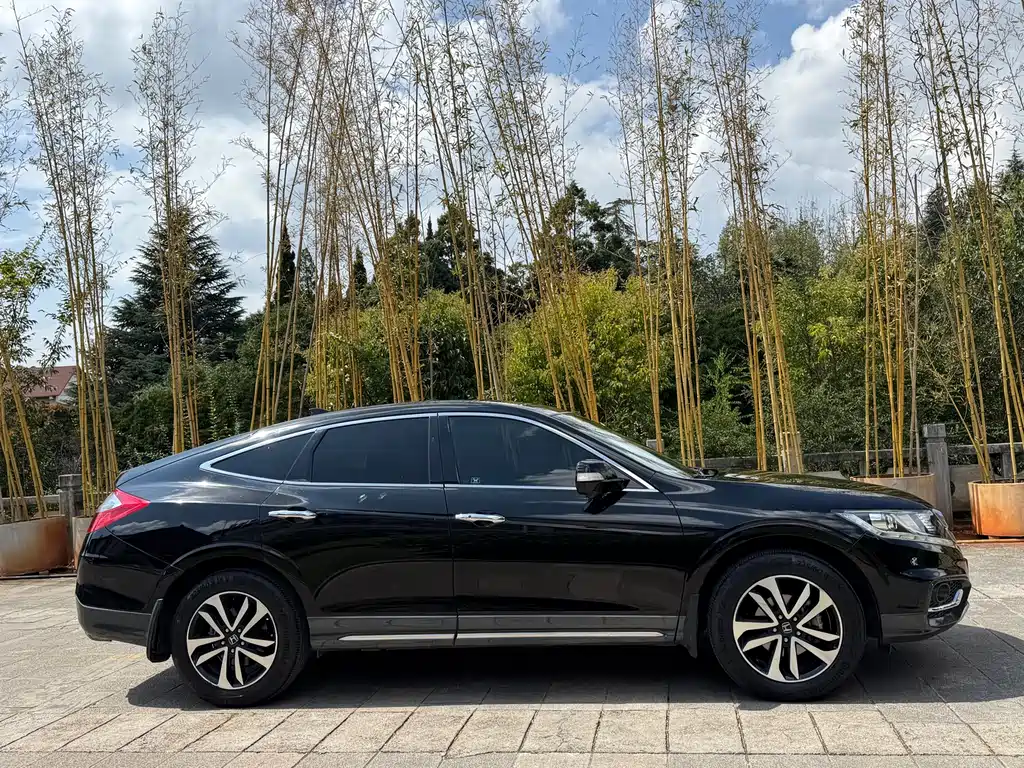 Honda Crosstour — миниатюра 4