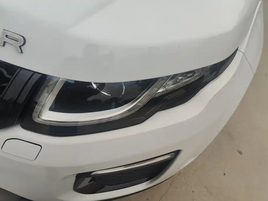 Land Rover Evoque — миниатюра 5