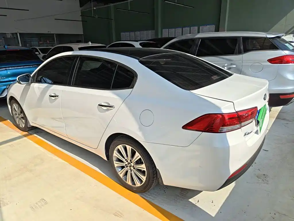 Kia K4 — миниатюра 5