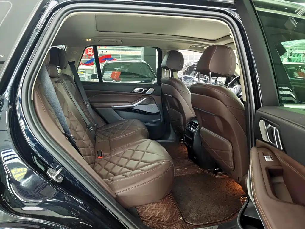 BMW X5 — миниатюра 13