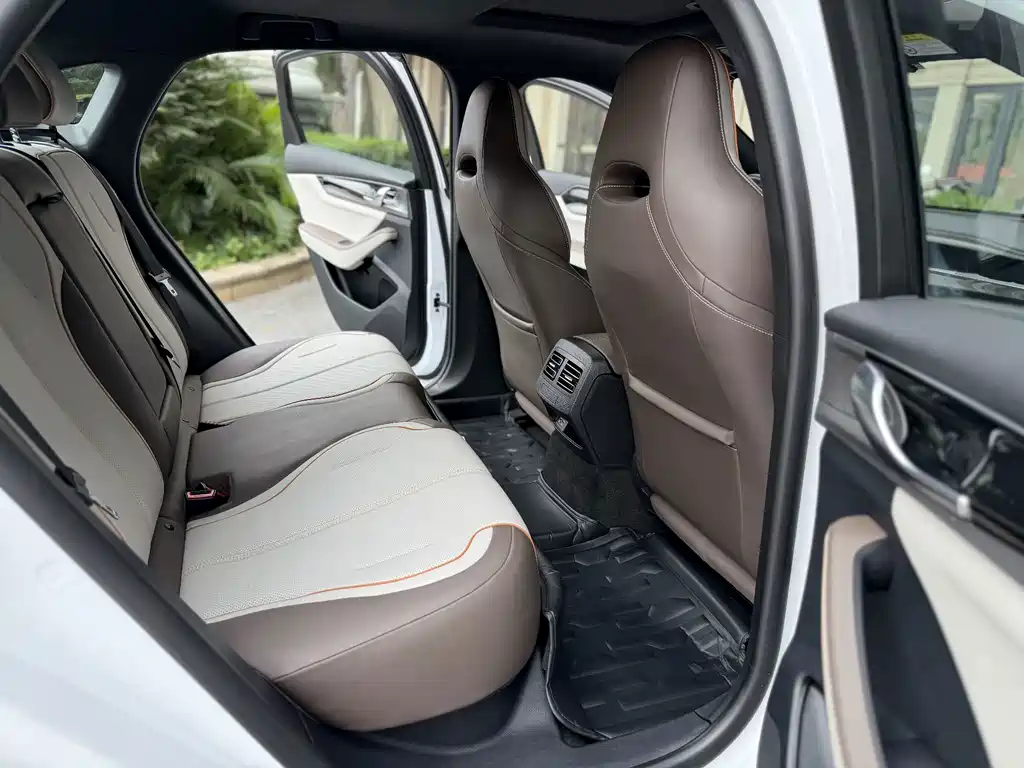BYD Qin PLUS — миниатюра 7